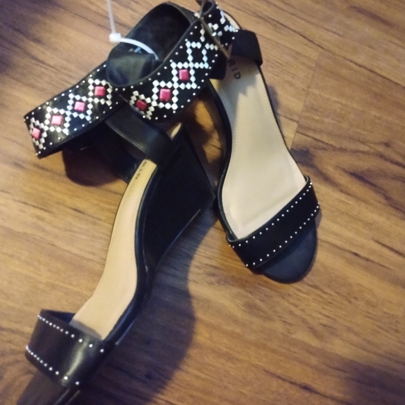 Torrid strap studded wedge boho heels - Picture 5 of 5